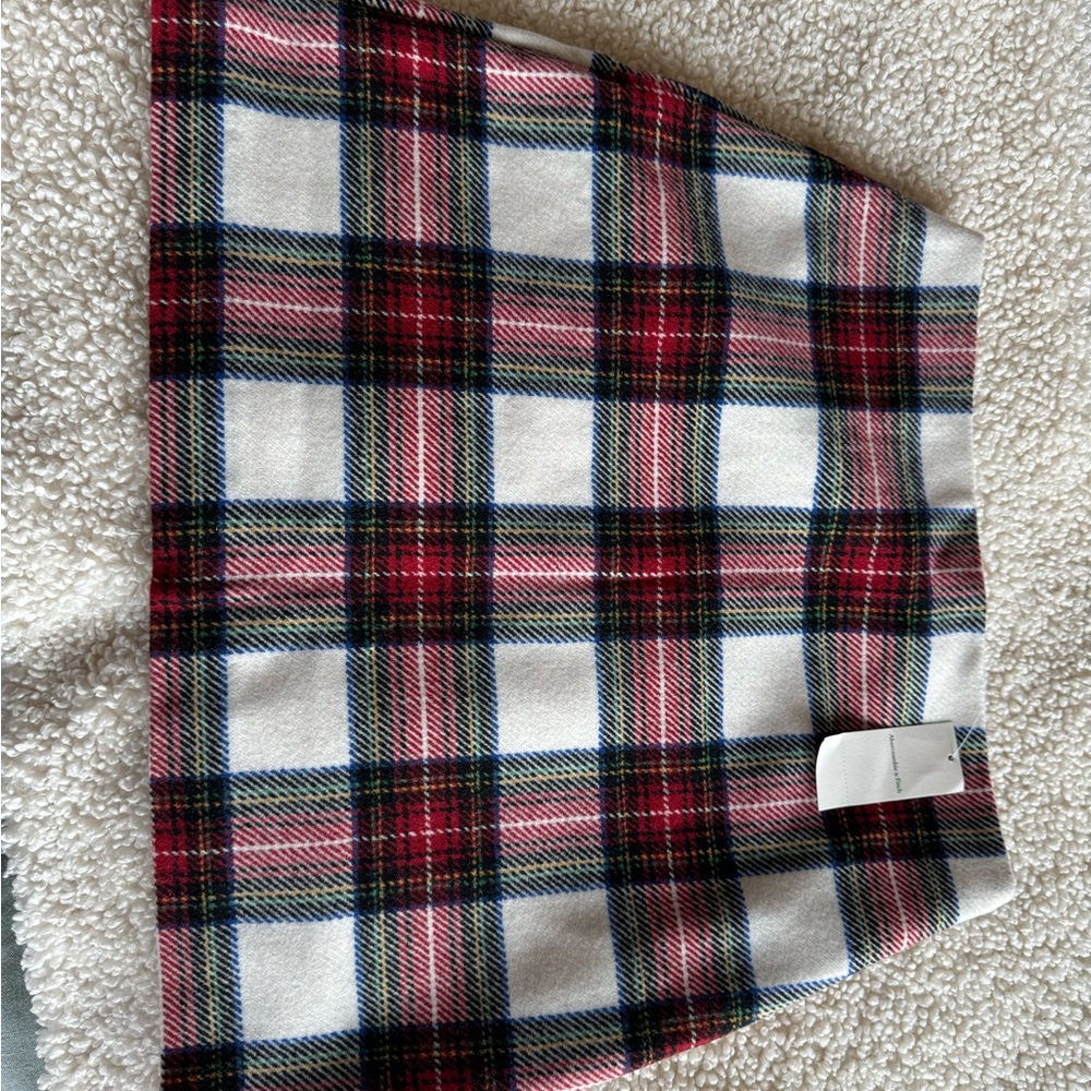 Abercrombie & Fitch plaid skirt